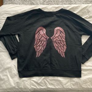 Only worn a few times excellent condition non smoking home